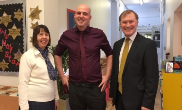 Sir David visits Earls Hall Primary